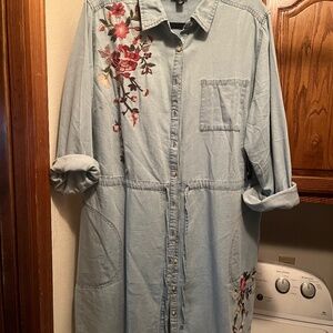 Ana embroidered dress